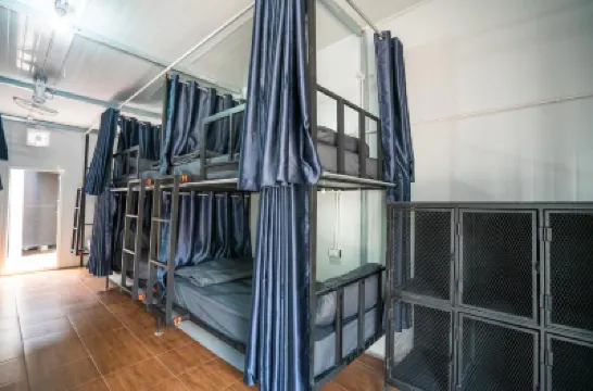 ซัมเมอร์คลับ แอนด์ โฮสเทล อ่าวนาง โรงแรมใกล้ไร่เลย์