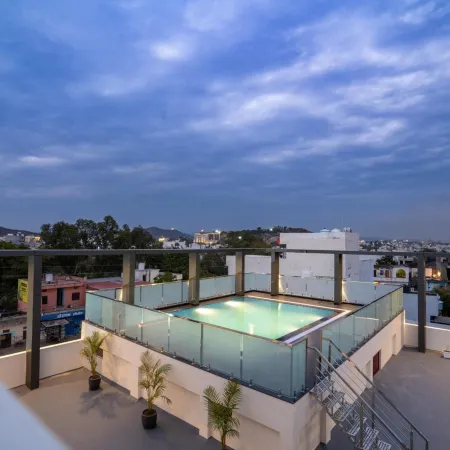 Hotel the Parmatma