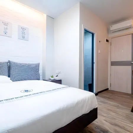 Lees Hotel