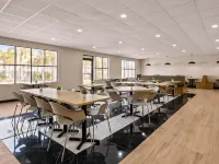 B&B Hotel Jacksonville Airport Hotels near Riverview Park