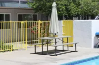 Torch Lite Lodge - Uima-altaat