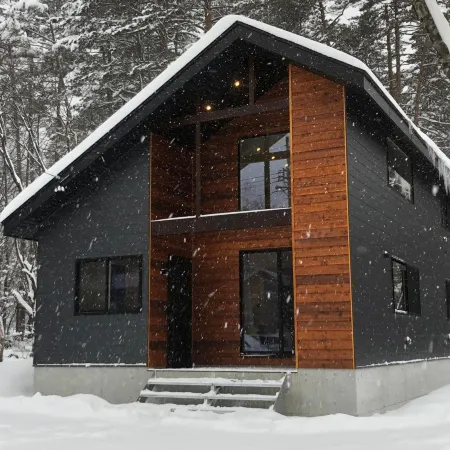 Holly House