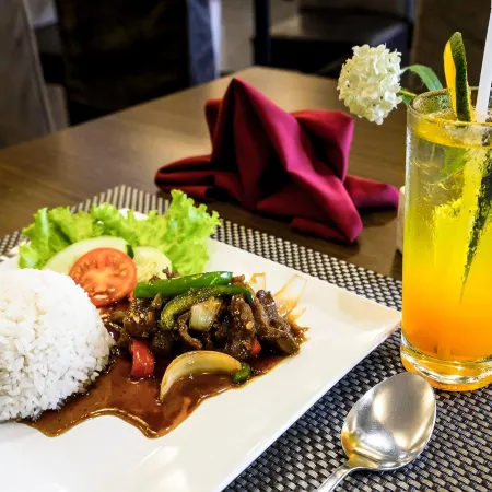 Hotel Grand Kartika