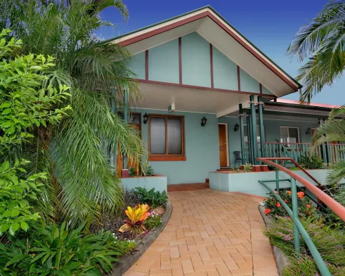 Puffers Inn Hotels in Loganholme
