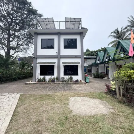 Seaside Traveler's Inn by Camiguin Island Home