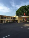 Astro Pasadena Hotel - 2-Star