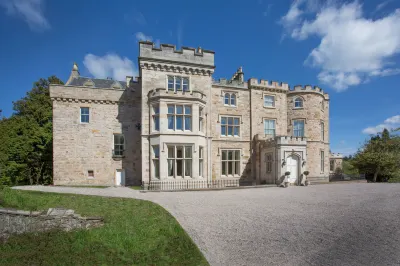 Crossbasket Castle Hotels in 