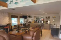 Days Inn by Wyndham Ocean Shores - breakfast