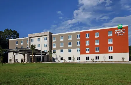 Holiday Inn Express & Suites Columbus North Отели в г. Колумбус