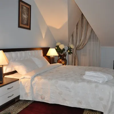 Byron Hotel