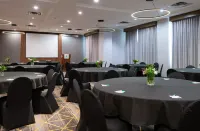 Holiday Inn & Suites KAMLOOPS by IHG - breakfast