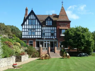 Sentry Mead Hotel Hotels near Fort Victoria Country Park