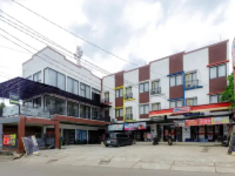 Urbanview Srb Near Mall Ciputra Cibubur by RedDoorz Hotels in Jatisampurna