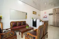 RedDoorz Near Kampus Uin Lampung Hotels in Sukarame