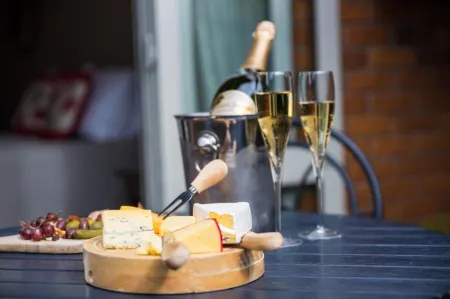 Chelsea Park Motor Lodge Отели рядом с достопримечательностью «Tahunanui Beach»