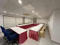 Muscat Hills Hotel - 3-Star