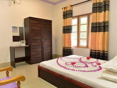 Moodhumaa Inn