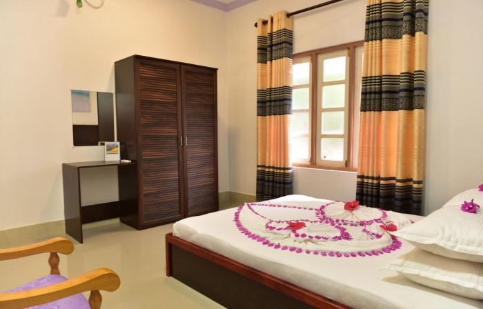 Moodhumaa Inn