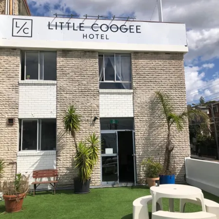 Little Coogee Hotel
