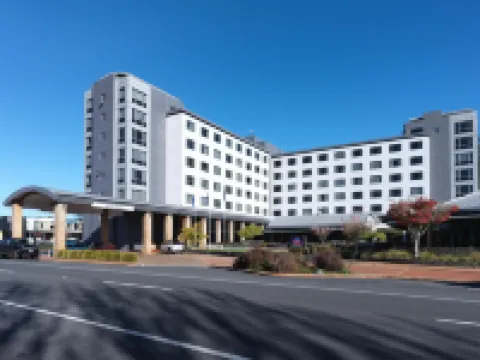 Novotel Rotorua Lakeside Hotels near Kuirau Park