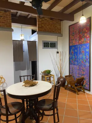 Ke-Lan-Tan House - 2-Star