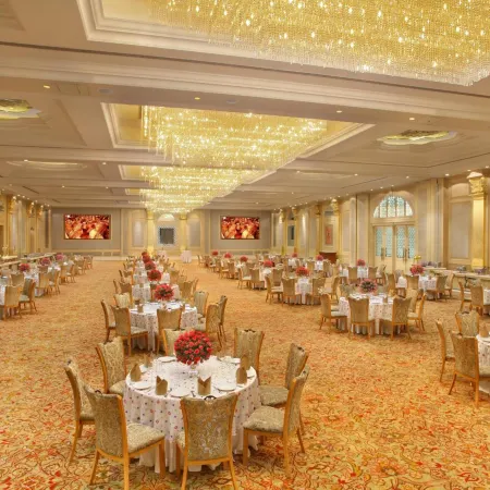 Seven Seas Hotel Отели рядом с достопримечательностью «Северный Дели»