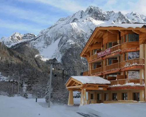 Hotel Garni Pegrà Hotels in Ponte di Legno