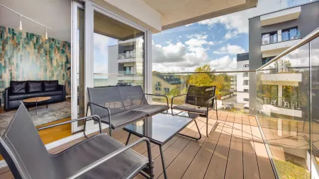 Przy plaży, Sun & Snow