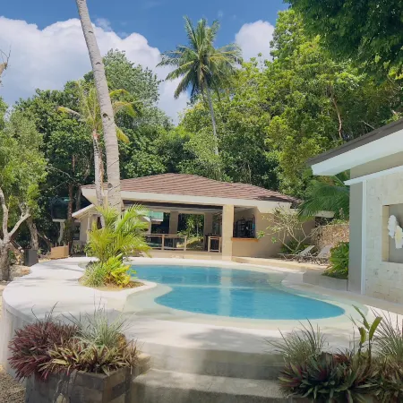 Alam Indah Busuanga Beach and Villas
