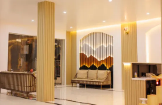 Happy Hotel