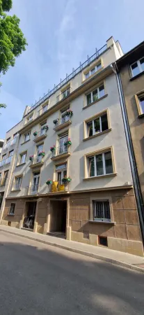 Cybulskiego Guest Rooms Отели рядом с достопримечательностью «Горно-металлургическая академия им. Станислава Сташица в Кракове»