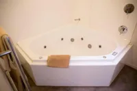Auckland Newmarket Motel - Jacuzzi