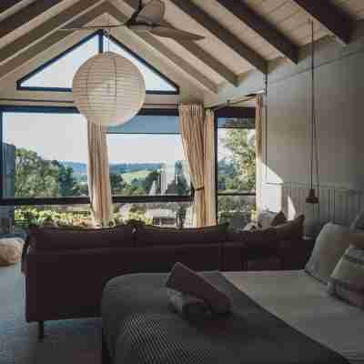 Cassis Red Hill Rooms