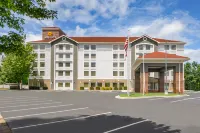 La Quinta Inn & Suites by Wyndham Atlanta Douglasville Hotels in Douglasville