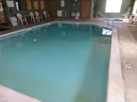 Days Inn by Wyndham Ellis - Pools