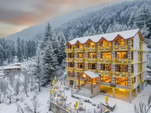 The Hosteller Manali, Old Manali