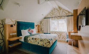 The Galaxie - Housity