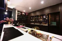 Coral Beach Resort - bar