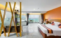 Balihai Bay Pattaya - Mountain View