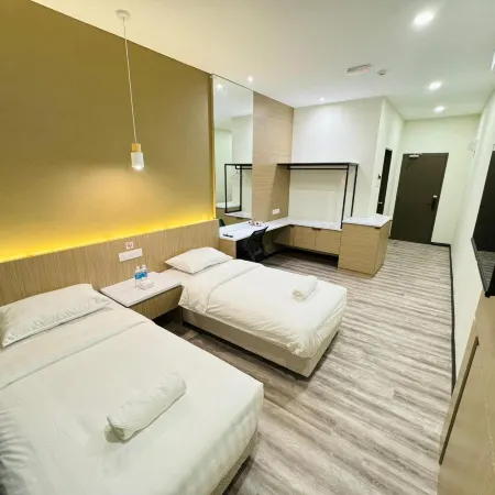STAR HOTEL