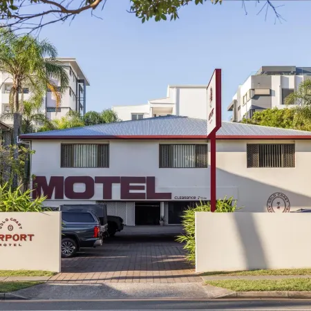 Gold Coast Airport Motel - Only 300 Meters to Airport Terminal Ξενοδοχεία στην πόλη Bilinga