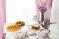 Onegin Hotel-Restaurant Complex - breakfast