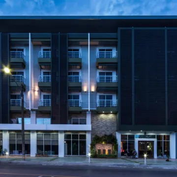 Maison de Cheer Hotels near Trang Train Station