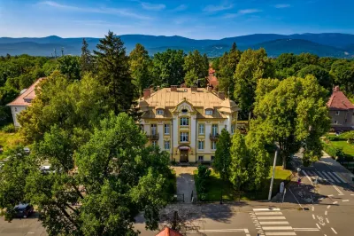 Hotel Bella Hotels near Schaffgotsch's Palace