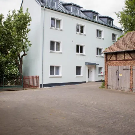 Villa am Bahnhof in Fulda Отели рядом с достопримечательностью «Станция Fulda »