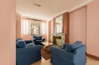 Hotel Diana