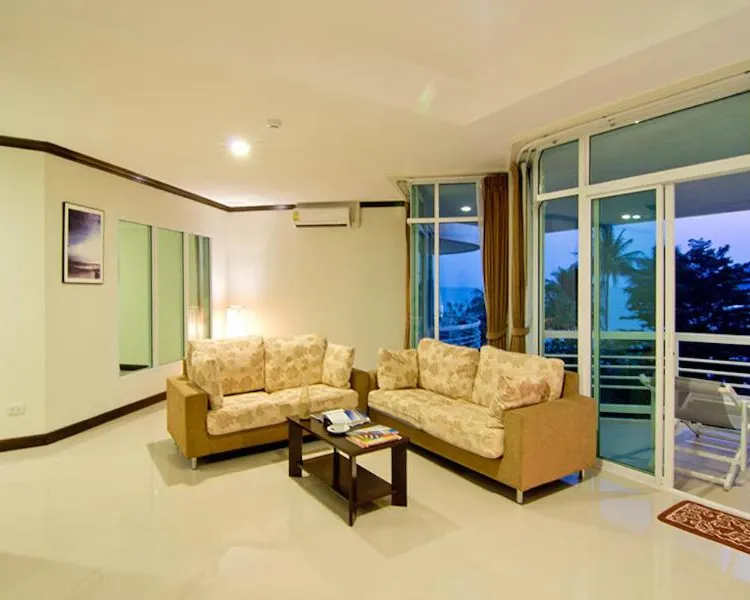 Standard Suite Family Double or Twin Sea View