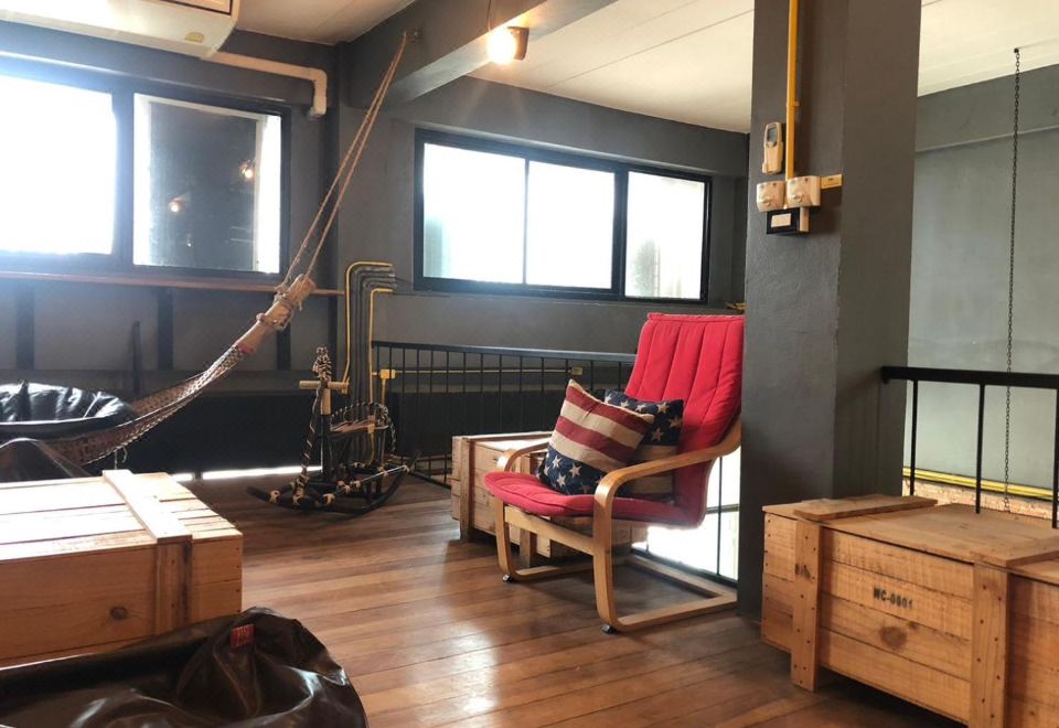 Yimwhan Hostel and Cafe Ayutthaya