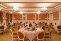 Strandhotel Glücksburg Hotels in Glucksburg