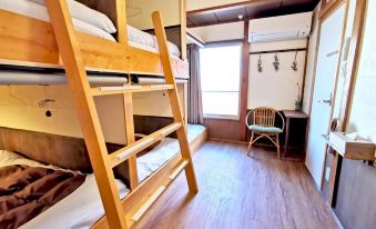 Guest House Komatsuya - Hostel